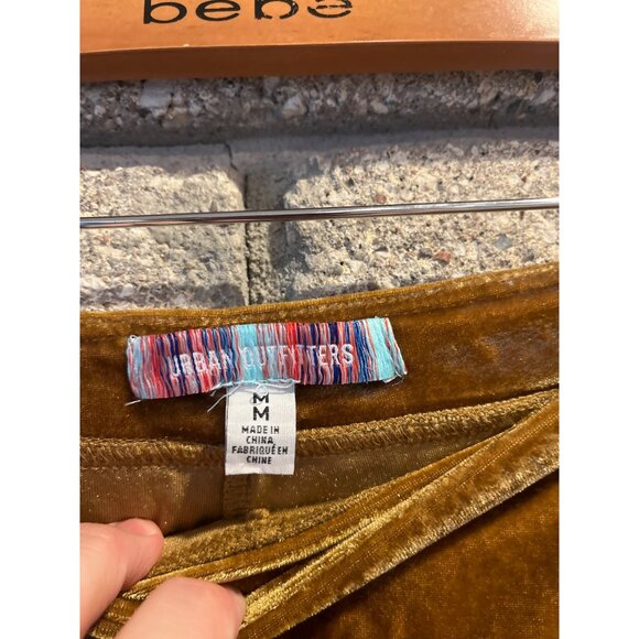 Urban Outfitters Crushed Velvet Skort - Picture 2 of 6